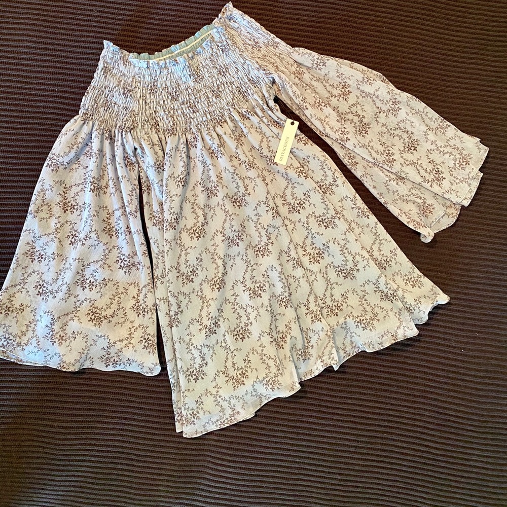 Floral babydoll bell sleeve dress